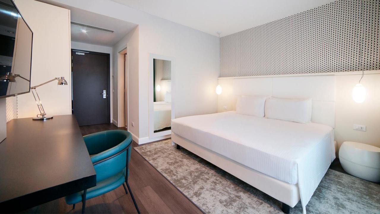 Holiday Inn Nola - Naples Vulcano Buono By Ihg Extérieur photo