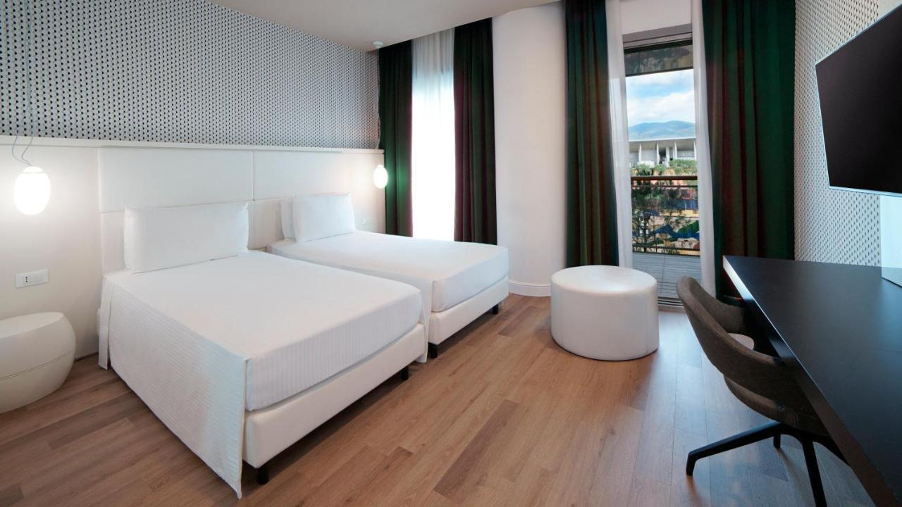 Holiday Inn Nola - Naples Vulcano Buono By Ihg Extérieur photo