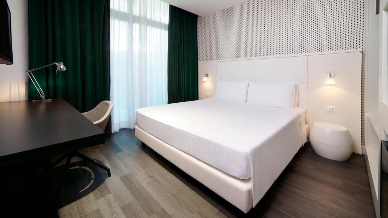 Holiday Inn Nola - Naples Vulcano Buono By Ihg Extérieur photo