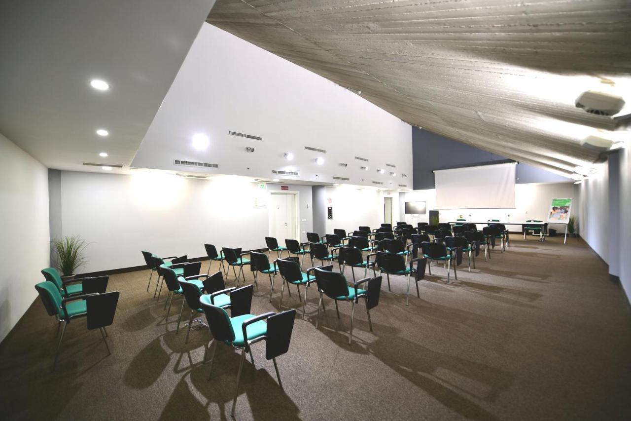 Holiday Inn Nola - Naples Vulcano Buono By Ihg Extérieur photo