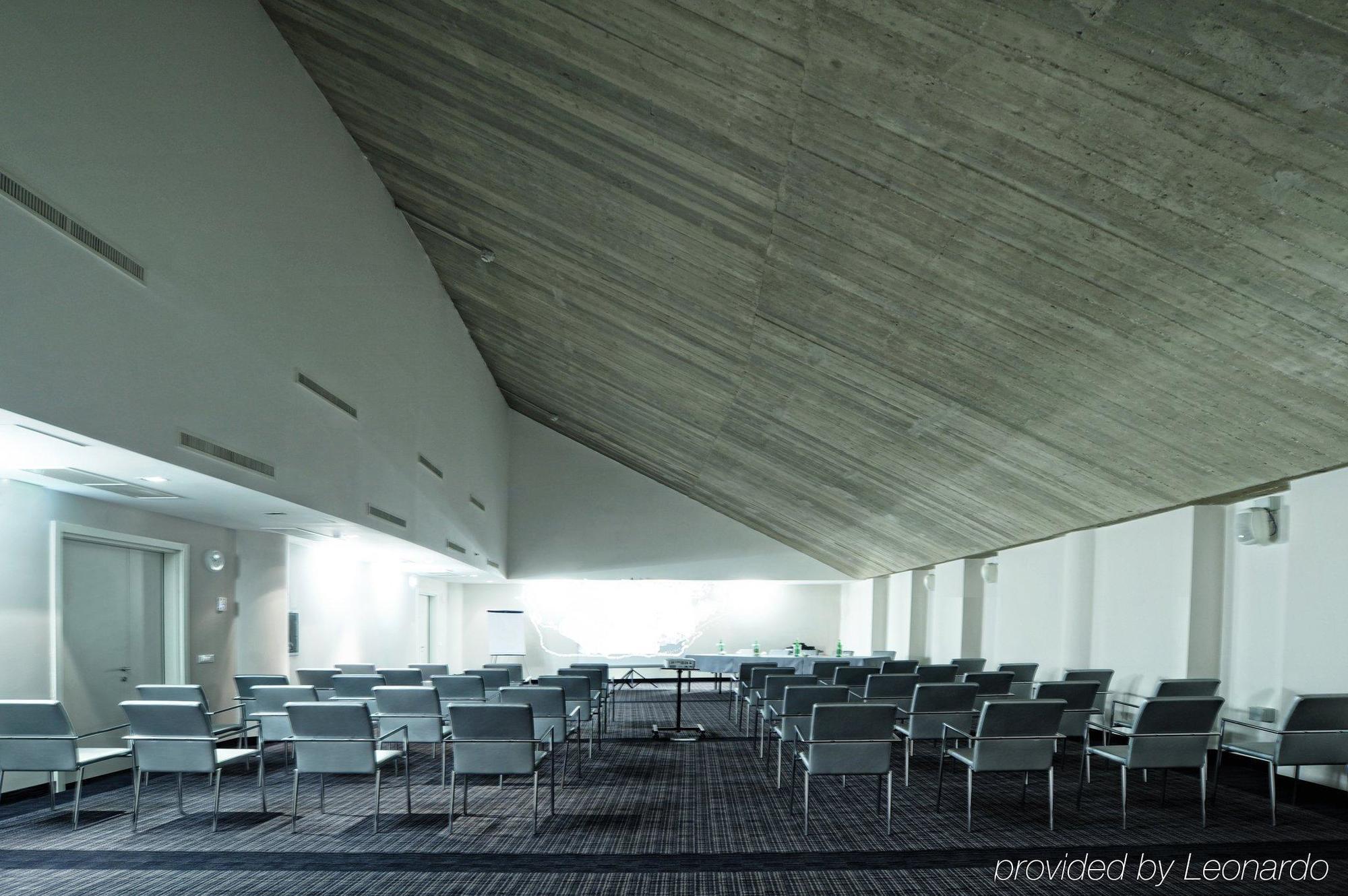 Holiday Inn Nola - Naples Vulcano Buono By Ihg Extérieur photo